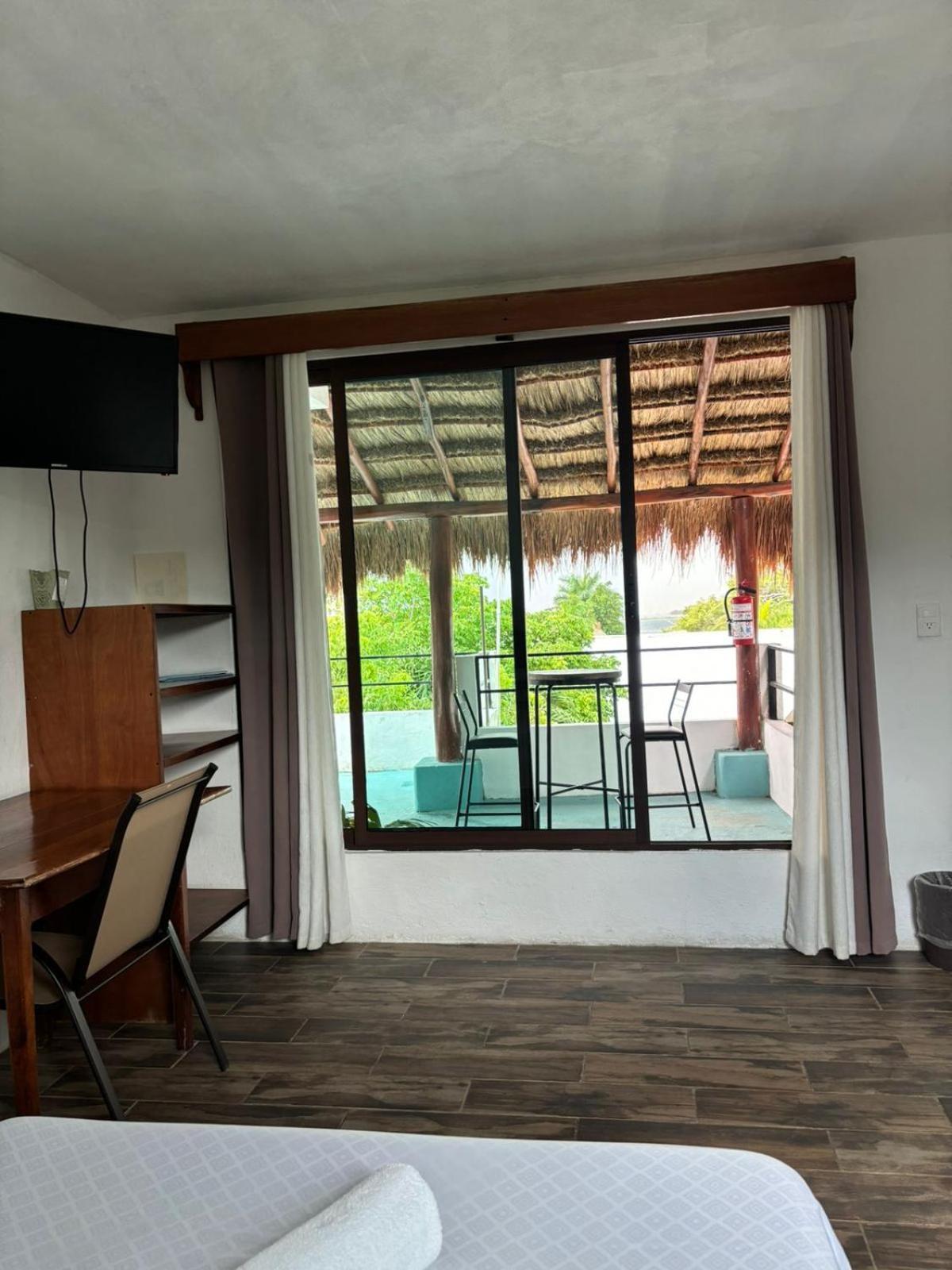Hotel Miriam Bacalar Ngoại thất bức ảnh